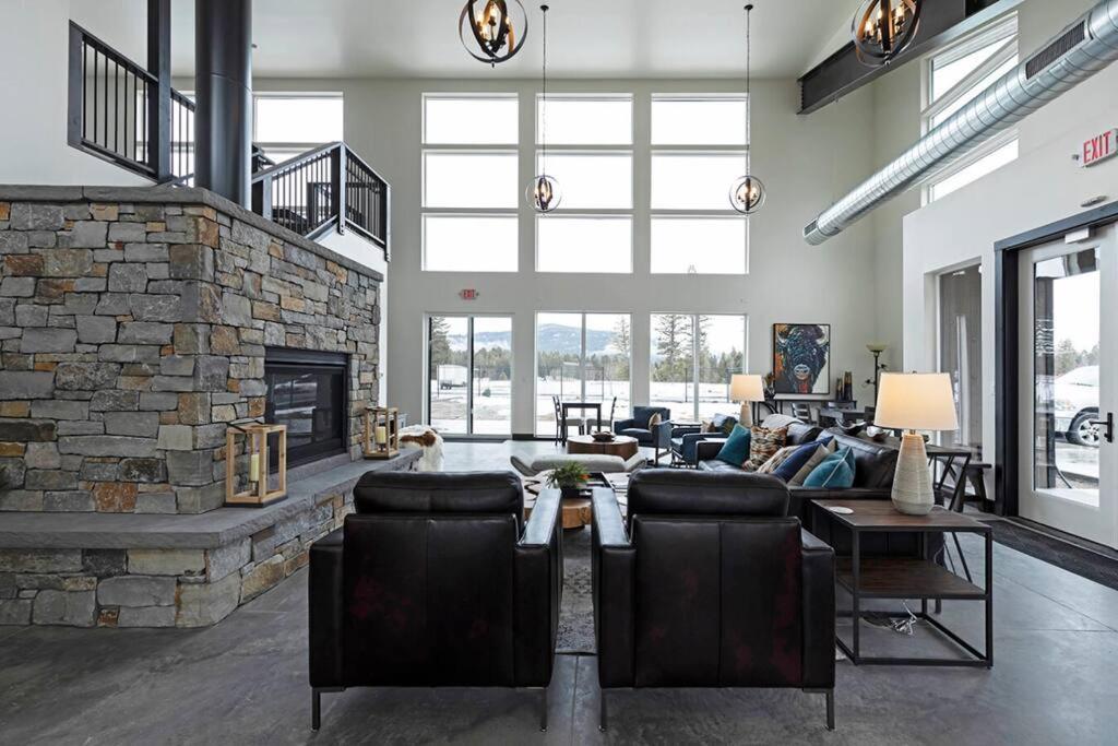 Brand New Upscale Home- Best Location! Уайтфиш Экстерьер фото