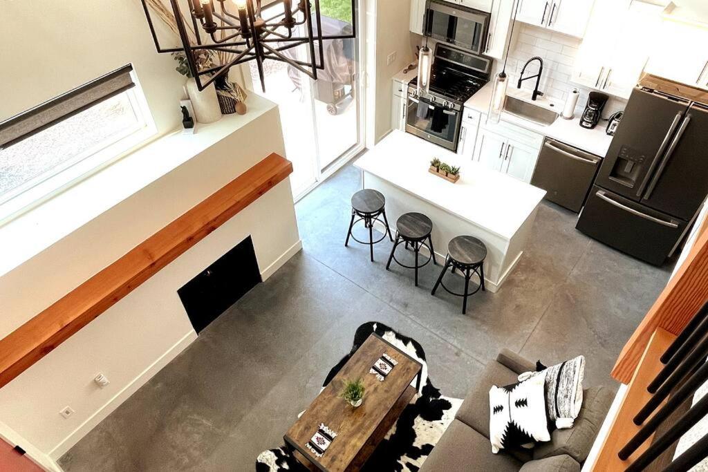 Brand New Upscale Home- Best Location! Уайтфиш Экстерьер фото